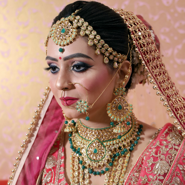 Women's Bridal Makeup Service